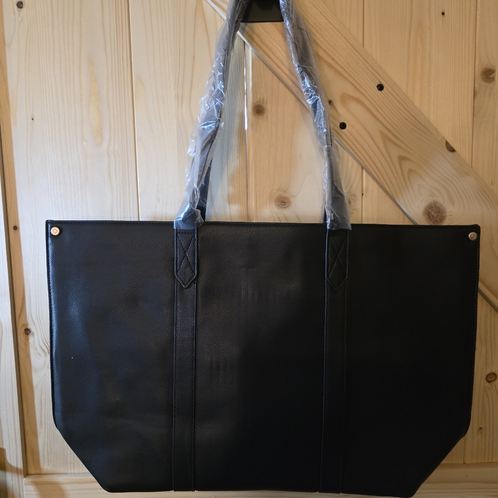 Thirty One Signature Tote in Black Smooth Faux Leather Set   NWT